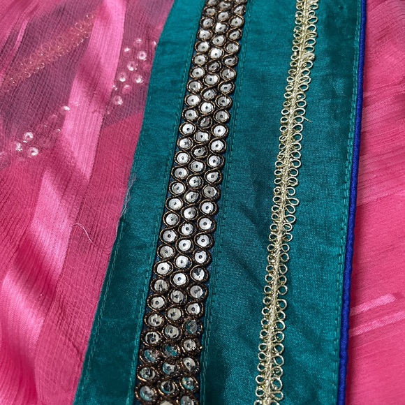 Ombré pink fancy saree - Picture 5 of 5